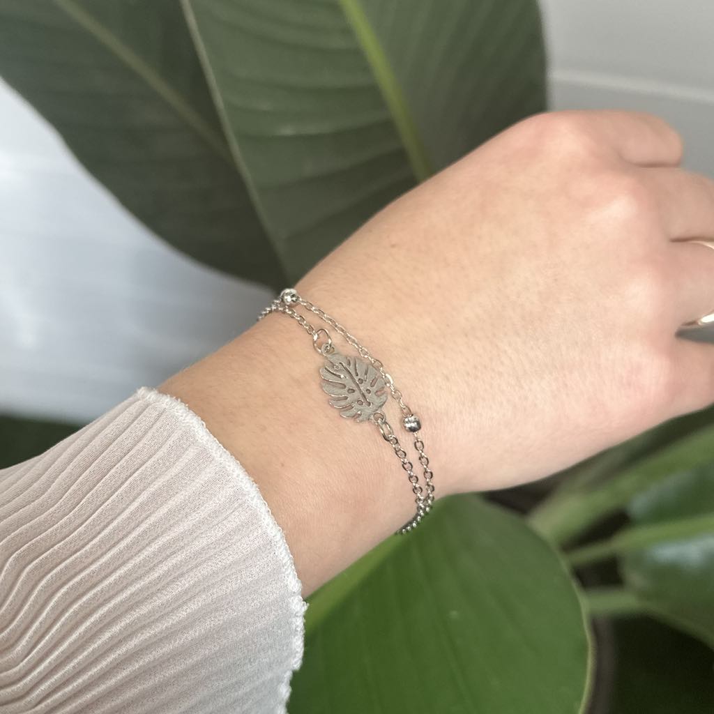 bracelet pour femme en argent en forme de monstera 